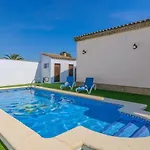 Brenda By Ruralidays *