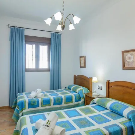 Brenda By Ruralidays